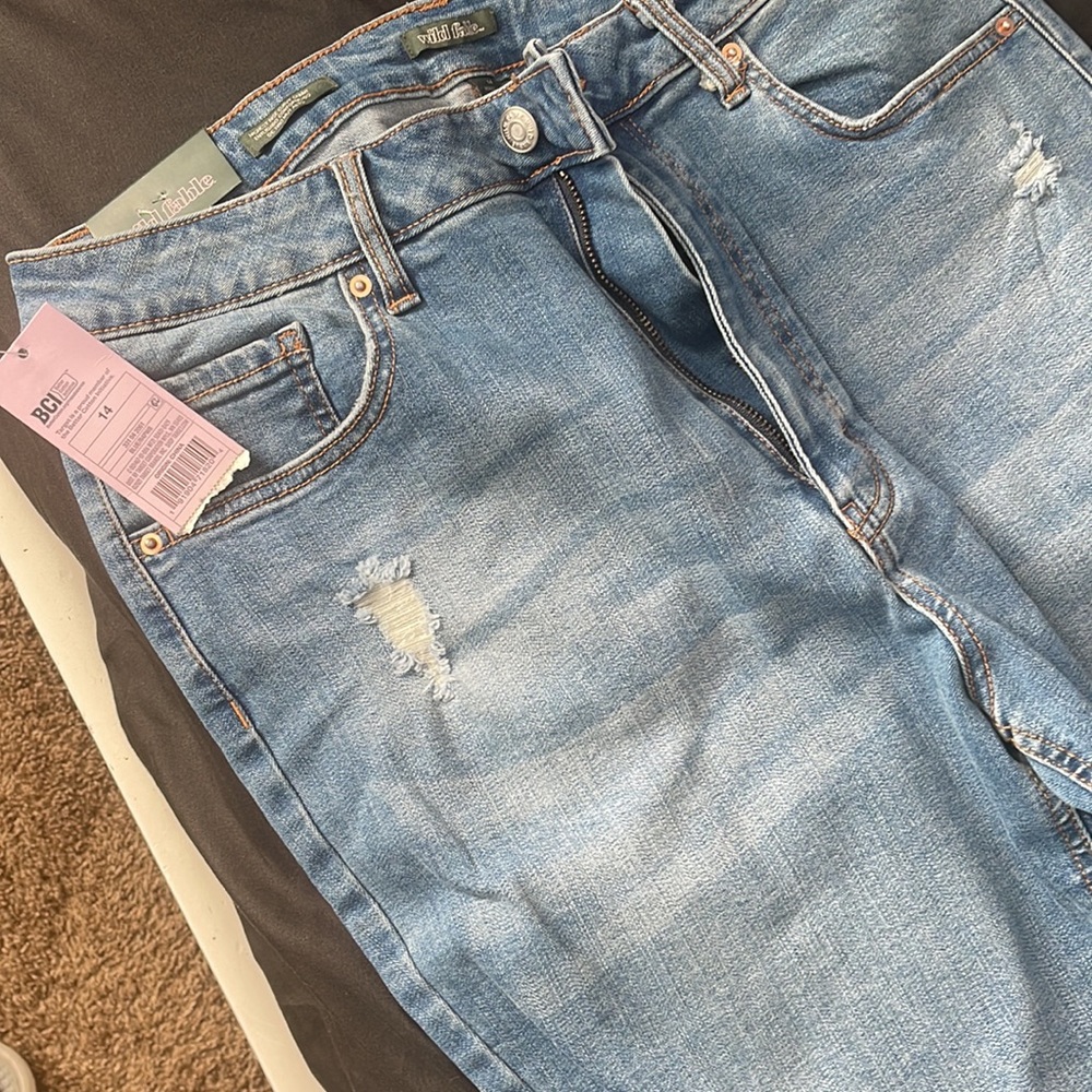 Jeans - Picture 7 of 8